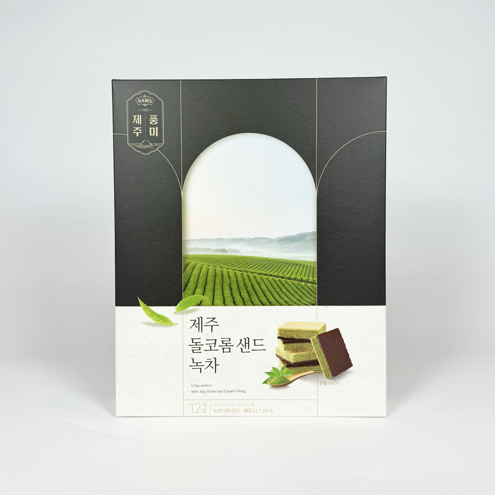Jeju Dolkorom Green Tea Sandwich Cookie